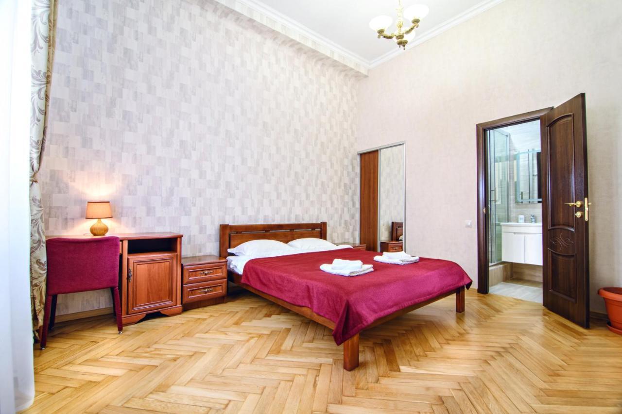 Cossacks Hostel Lviv Dış mekan fotoğraf